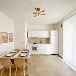 Homiday - Residenza Caravelle *