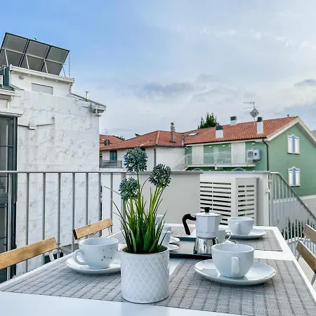 Daire Homiday - Residenza Caravelle