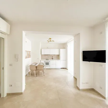 Apartament Homiday - Residenza Caravelle