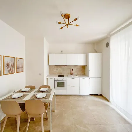 Homiday - Residenza Caravelle *