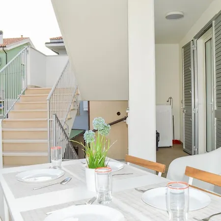 Apartament Homiday - Residenza Caravelle