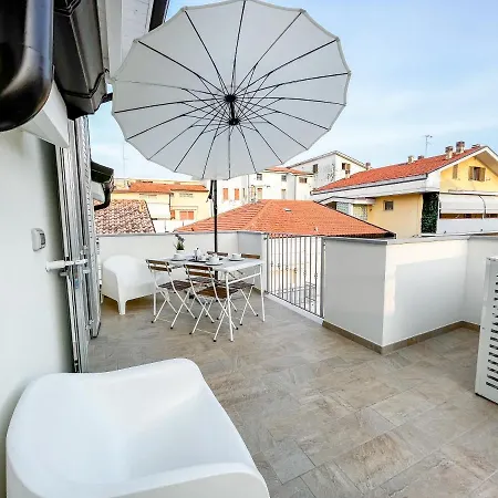 Апартаменты Homiday - Residenza Caravelle