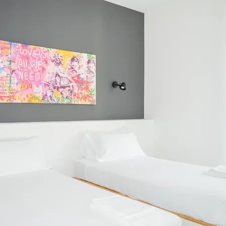 Homiday - Residenza Caravelle *