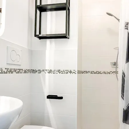 Homiday - Residenza Caravelle Апартаменты Пинето