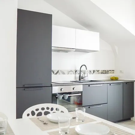 Апартаменты Homiday - Residenza Caravelle