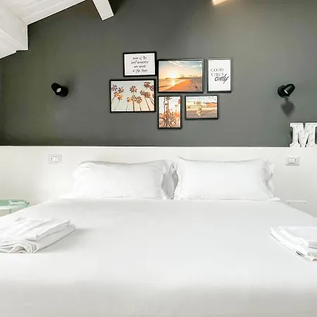 Апартаменты Homiday - Residenza Caravelle Пинето