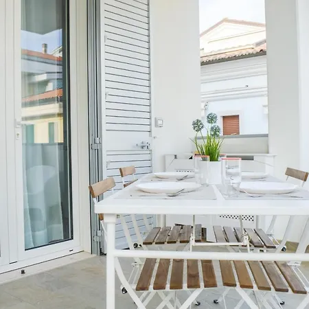 Homiday - Residenza Caravelle Апартаменты