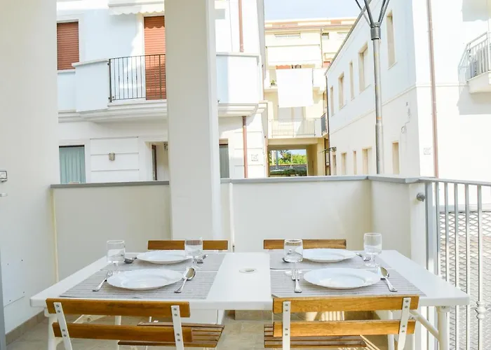 Homiday - Residenza Caravelle * Pineto