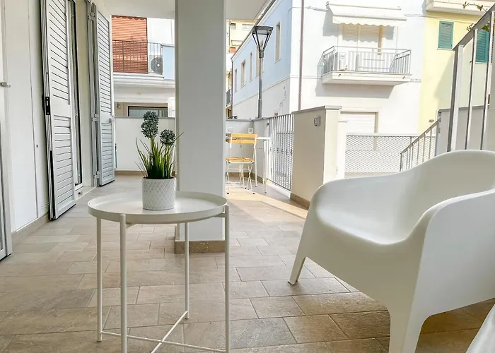 Homiday - Residenza Caravelle Διαμέρισμα