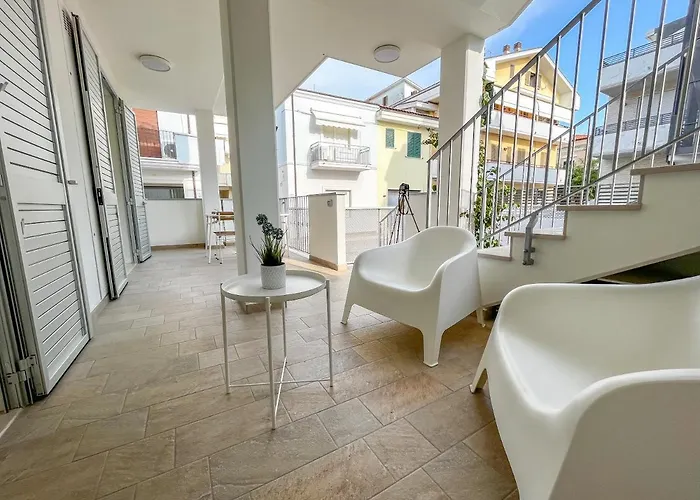 Homiday - Residenza Caravelle * Pineto